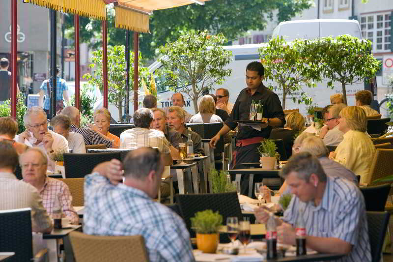 - Da Wohnen, Wo Lebt! Hotel Basel